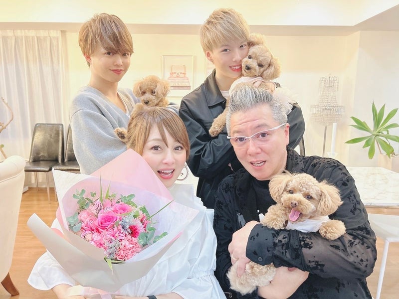 渡辺美奈代オフィシャルブログ「サプライズに弱い私」より