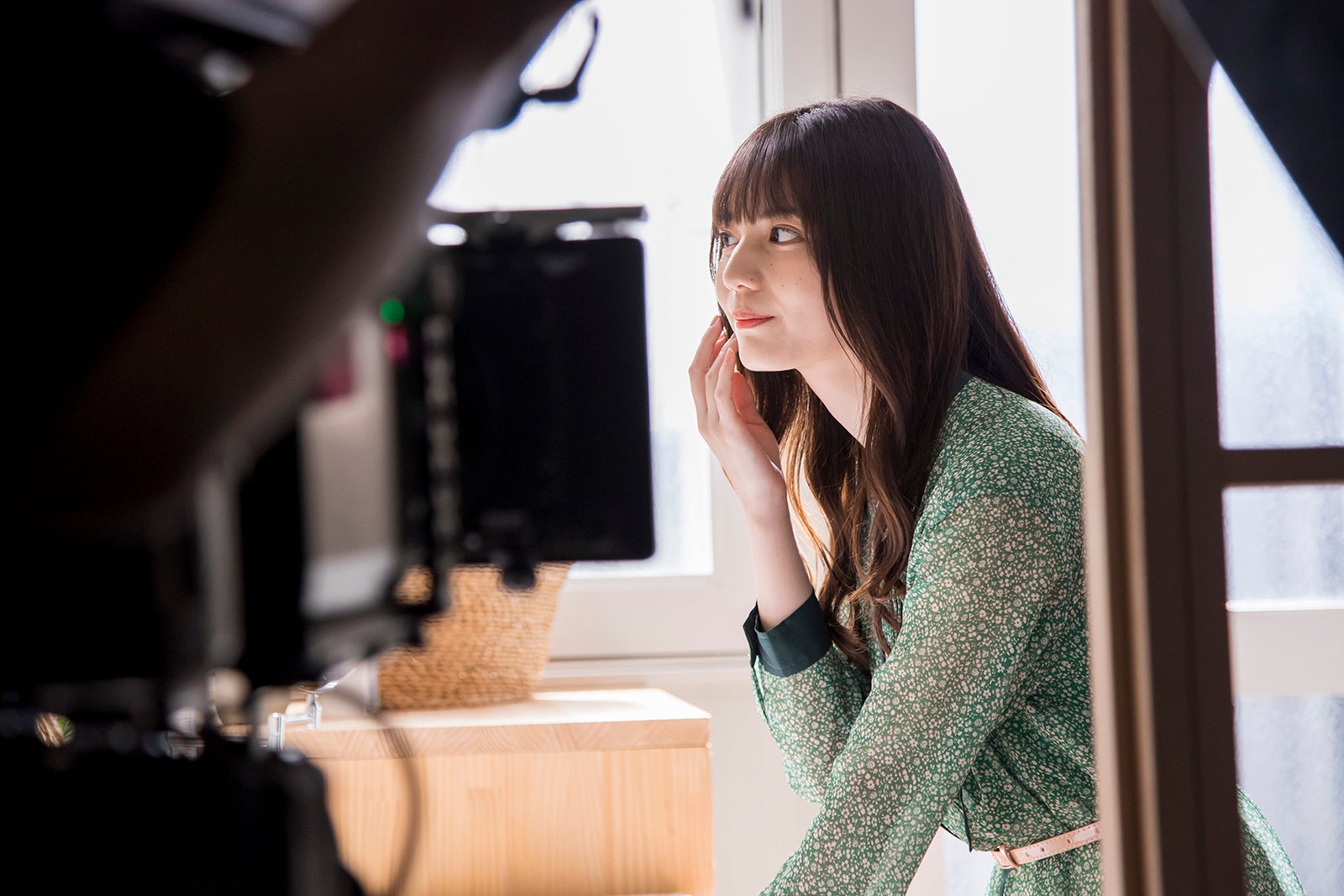 小坂菜緒／コンセプトムービー「推せる自分で、会いに行こう。」メイキングより（提供写真）