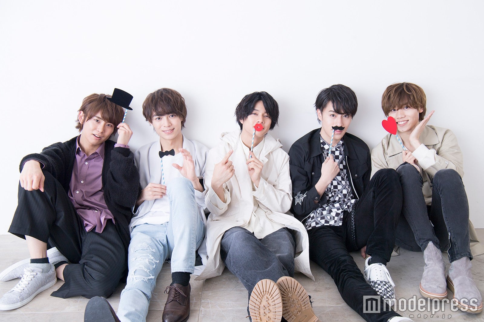 DearDream（左から）正木郁、溝口琢矢、石原壮馬、富田健太郎、太田将熙（C）モデルプレス