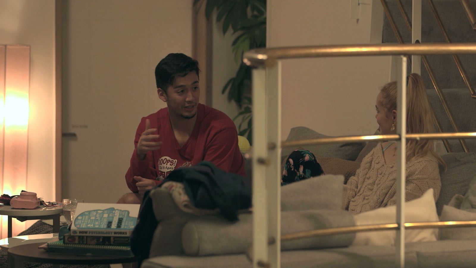 凌、花「TERRACE HOUSE TOKYO 2019-2020」26th WEEK（C）フジテレビ／イースト・エンタテインメント