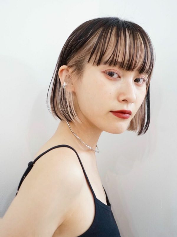 ヘムライト ってどんなヘアカラー おしゃれな大人女子注目のスタイルをチェック モデルプレス ヘムライト ってどんなヘアカラー おしゃれな大人女子注目のスタイルをチェック モデルプレス