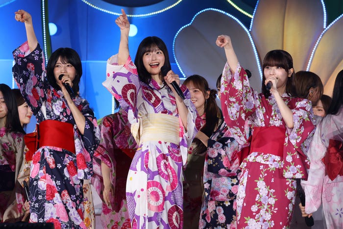 林瑠奈、五百城茉央、岩本蓮加「乃木坂46 真夏の全国ツアー2026」(C)乃木坂46LLC