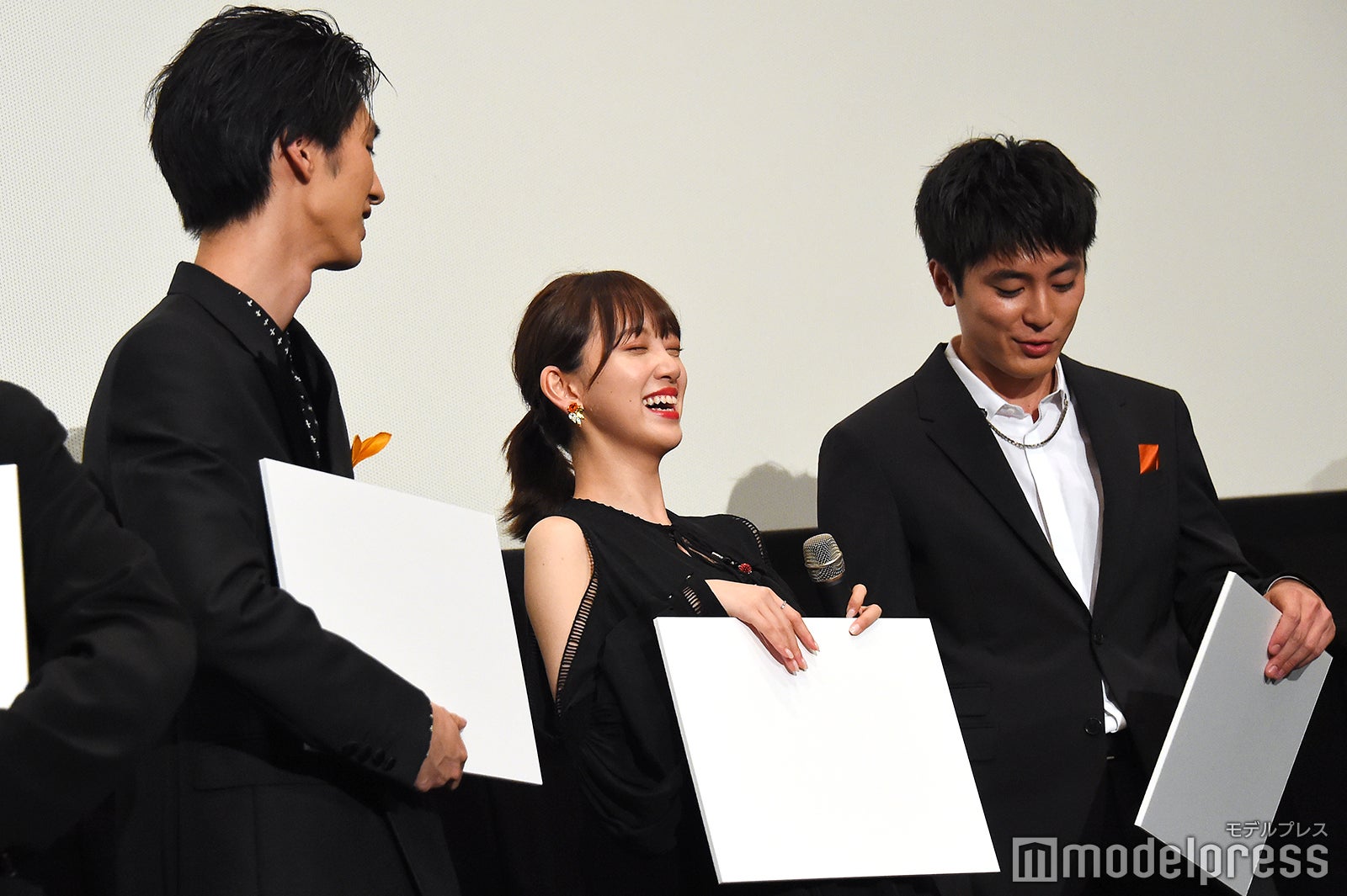清水尋也、堀未央奈、間宮祥太朗 （C）モデルプレス