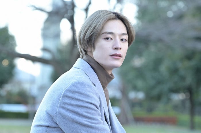 塩野瑛久(C)『ブラザー・トラップ』製作委員会