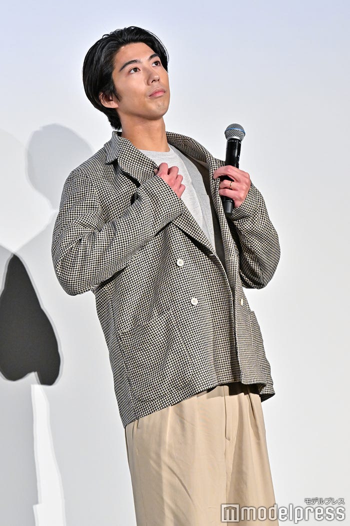 賀来賢人(C)モデルプレス