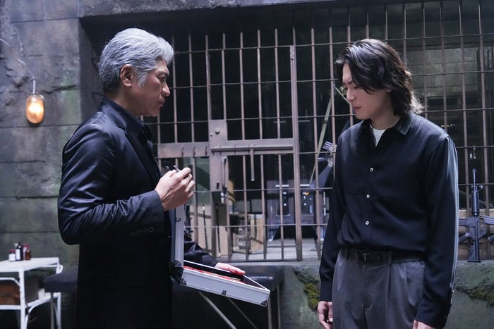 吉川晃司、間宮祥太朗「ACMA:GAME アクマゲーム」最終話より(C)日本テレビ