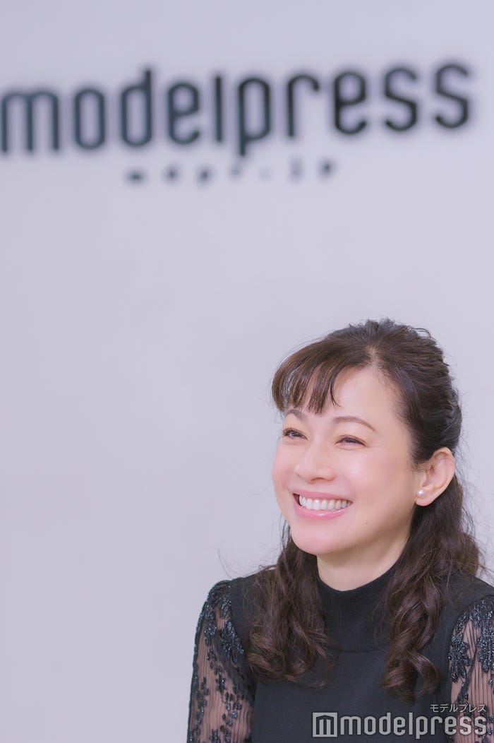 佐藤里佳アナウンス室長(C)モデルプレス