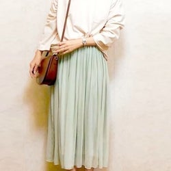 【しまむら】万能すぎて週3着たい!春まで使えるフェミニンスカートは美人見えが最強レベル