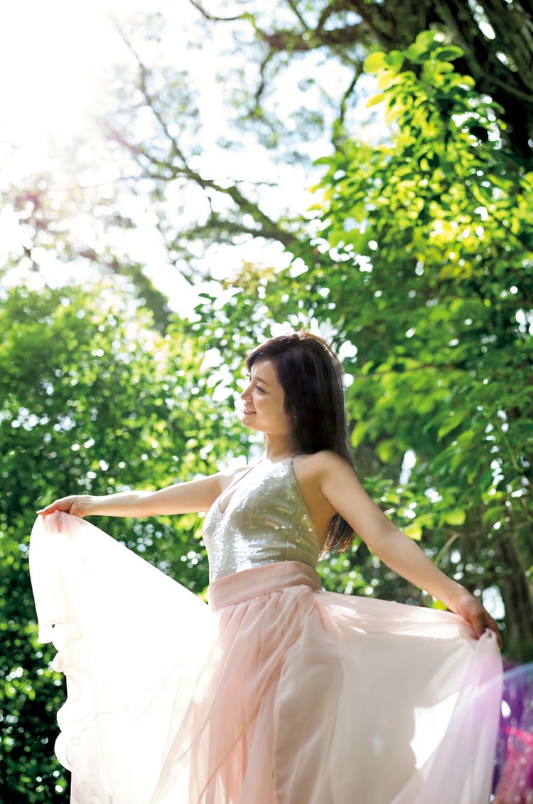 画像3 3 平愛梨 くっきり谷間の美バスト披露 もうひとりのわたし で魅せる モデルプレス