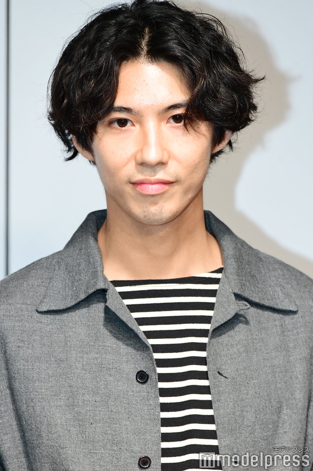 賀来賢人（C）モデルプレス