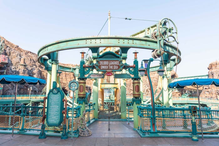 海底2万マイル(C)Disney