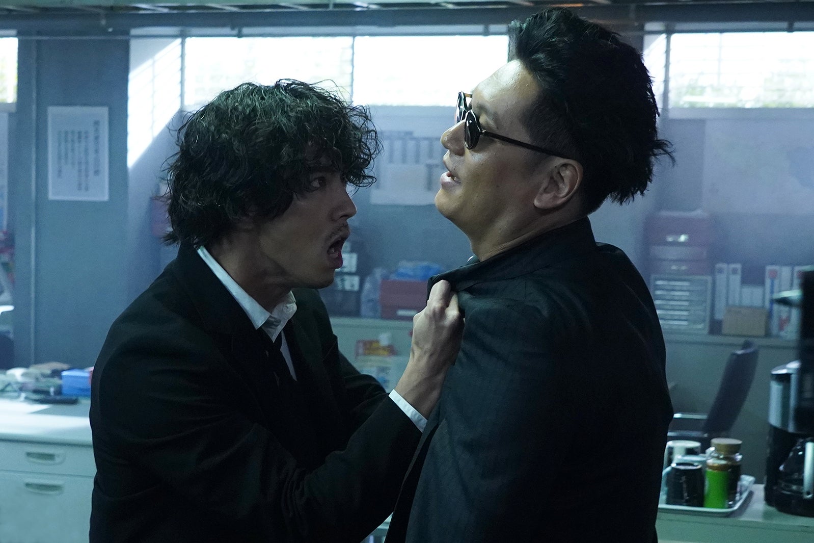 「ニッポンノワール」第2話で登場した「3年A組」ネタは？“ガルムフェニックス”＆新たな同名同役キャスト…