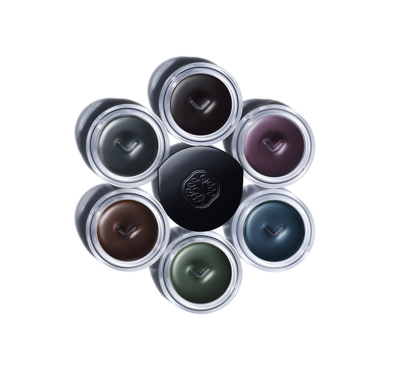 【SHISEIDO】美しさに思わず溜息。和紙や墨にインスパイヤされたコスメ生誕