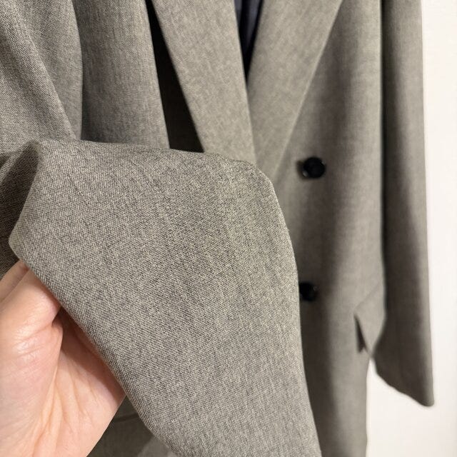 uncraveウールライクツイルジャケットの素材感