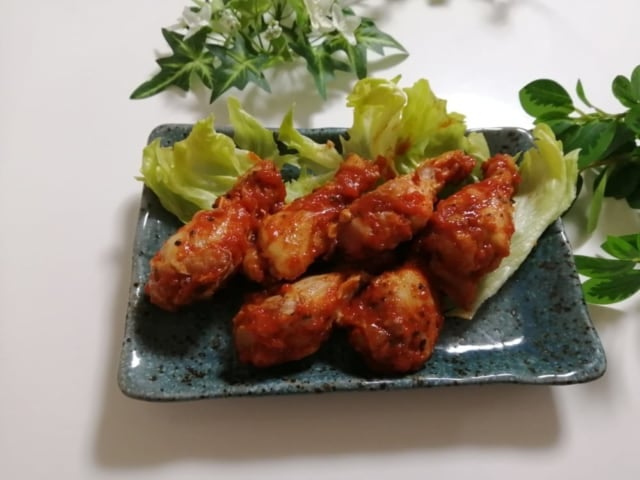 業務スーパーピリピリチキン盛り付け