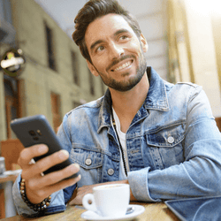 無意識に君とのトーク画面を♡男が「本命女性にするLINE会話」4つ