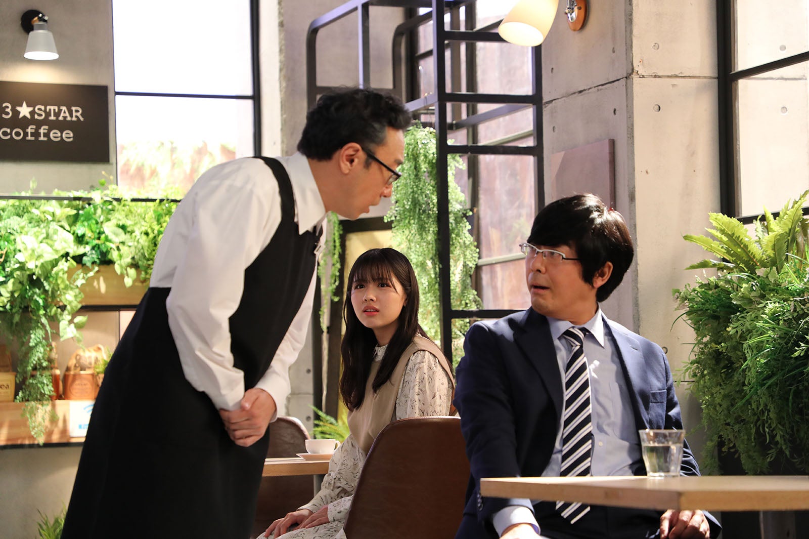 角田晃広、渡邉美穂、豊本明長（C）日本テレビ