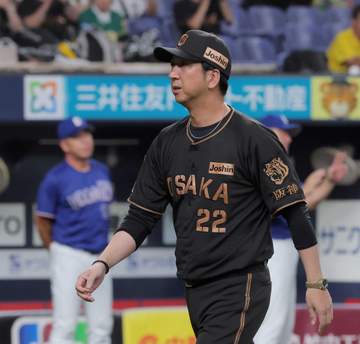 阪神・藤川監督「まだまだ顔を上げて」 2カード連続負け越しで巨人に並ばれた 昨季の57失策にも並んだ