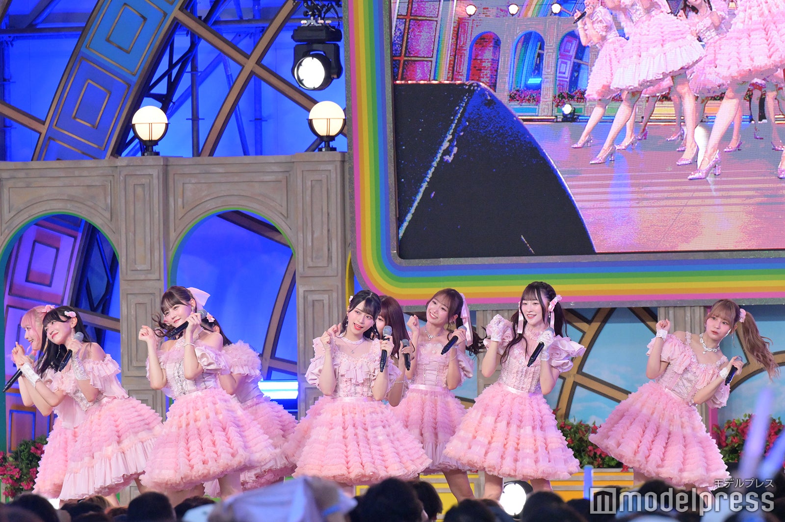 ＝LOVE（C）モデルプレス