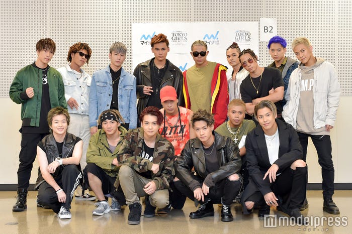 THE RAMPAGE from EXILE TRIBE/(後列左から)藤原樹、後藤拓磨、長谷川慎、龍、武知海青、与那嶺瑠唯、神谷健太、鈴木昂秀、岩谷翔吾、(前列左から)山本彰吾、浦川翔平、吉野北人、陣、川村壱馬、LIKIYA、RIKU(C)モデルプレス