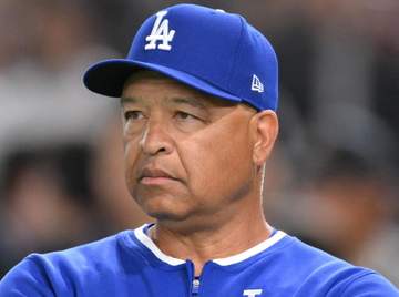 ロバーツ監督がベッツ＆フリーマンをベンチに下げる 佐々木朗希の乱調で大量ビハインドの展開→捨てゲーム決断 移動ゲーム＆翌日はデーゲーム
