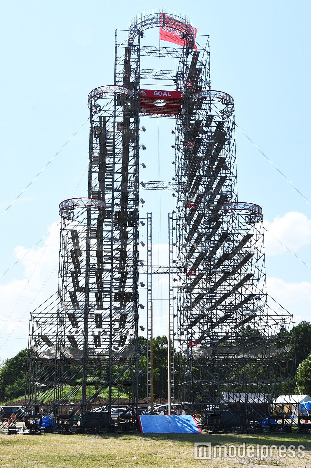 （C）モデルプレス