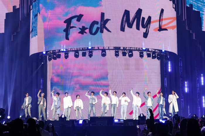 SEVENTEEN、大トリで華やかに締めくくる 3ユニットステージ＆大規模演出…【Weverse Con Festival】