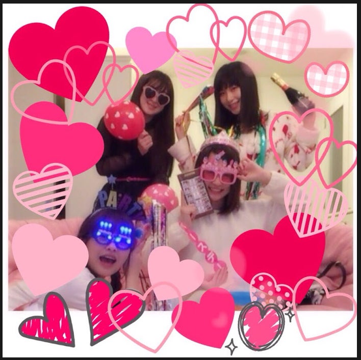 バースデーパ―ティーの様子／中西智代梨Google＋より