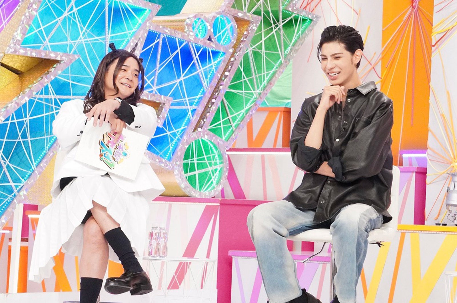 （左から）ノブ、ラウール（C）フジテレビ