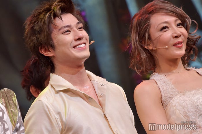 新田真剣佑、柚希礼音 (C)モデルプレス