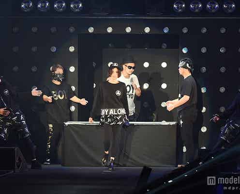 ラブリ、“人間離れ”の衝撃パフォーマンス披露で観客絶叫 異例のランウェイ<TGC2015A/W>