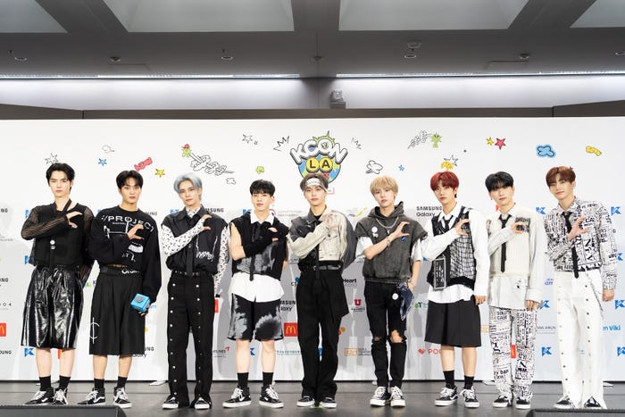 CRAVITY「KCON LA 2023」DAY 1 RED CARPET(C)CJ ENM Co., Ltd, All Rights Reserved