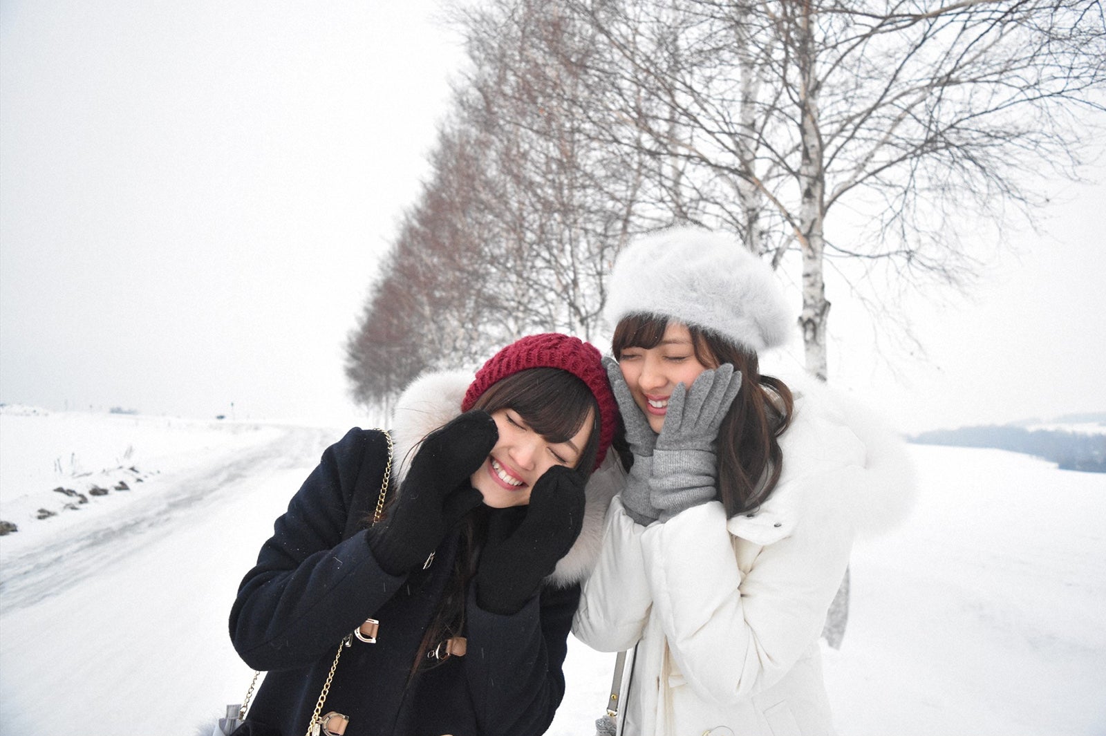 松元絵里花＆℃-ute鈴木愛理、北海道で2人旅 「アナ雪」風美術館など話題のスポット巡り