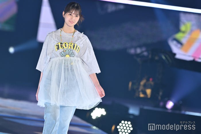 小坂菜緒(C)モデルプレス