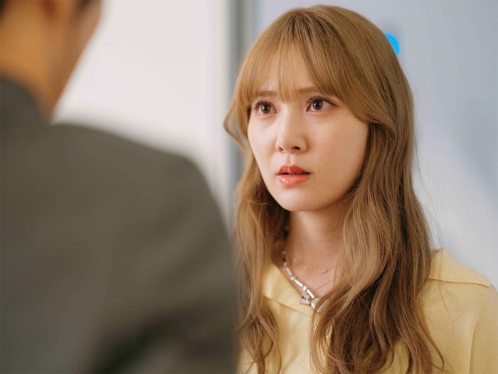 加藤史帆(C)「彩香ちゃんは弘子先輩に恋してる」製作委員会・MBS/第8話より