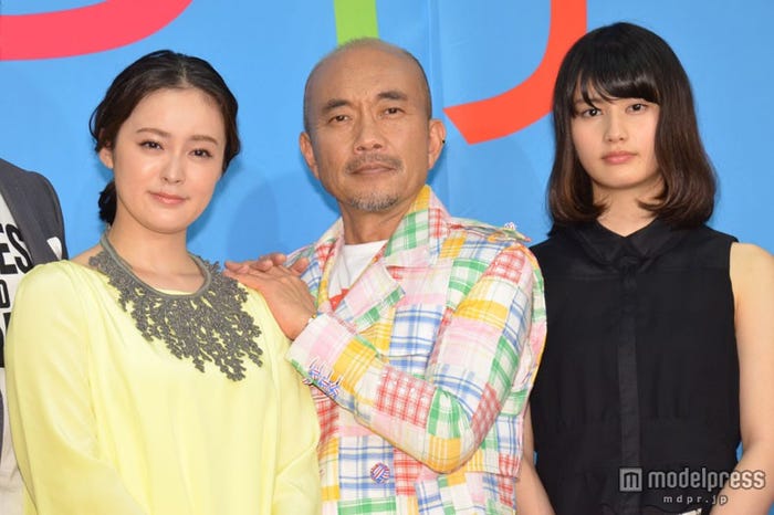 貫地谷しほり、竹中直人、橋本愛