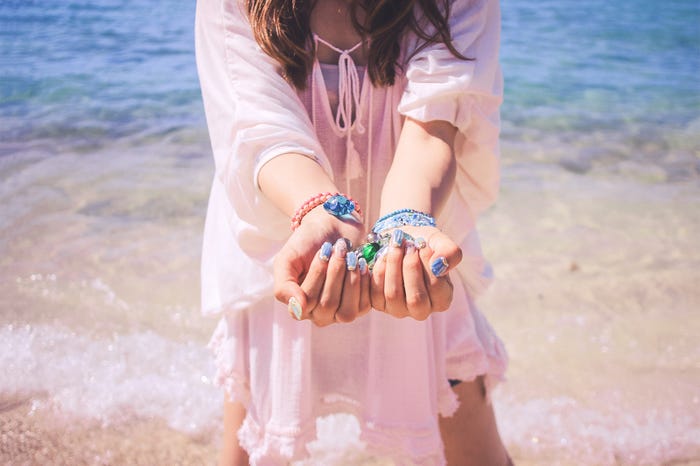 “絶対恋愛成就”にしむらきよしの恋愛開運法<8月16日~8月31日までの運勢は?>/photo by GIRLY DROP