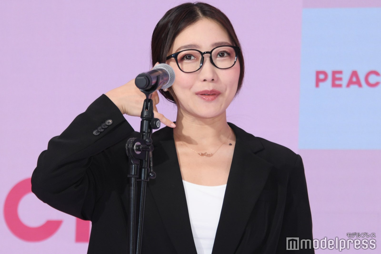 コントを披露するCRAZY COCO