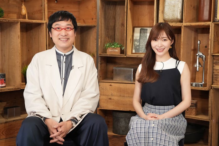 山里亮太、指原莉乃(C)フジテレビ
