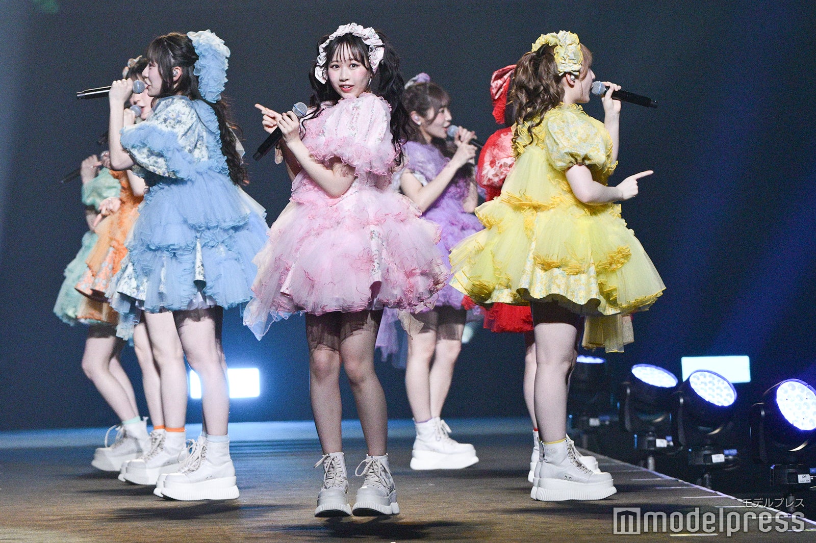 FRUITS ZIPPER（C）モデルプレス