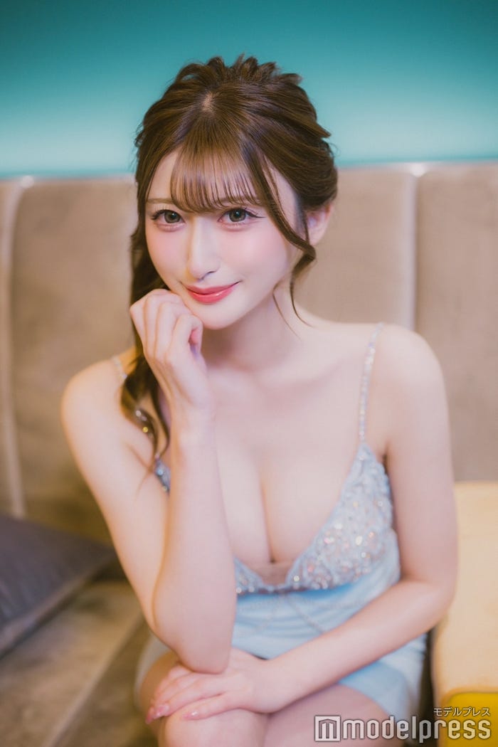 さゆり「VENET FUKUOKA NAKASU」(C)モデルプレス