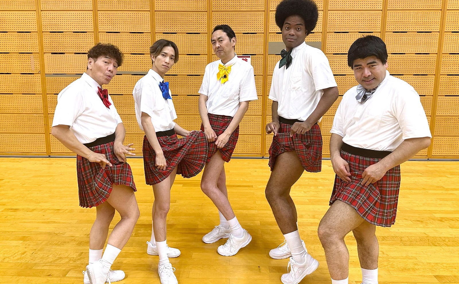 （左から）上田晋也、田中樹、田中卓志、副島淳、ひるちゃん（C）テレビ朝日