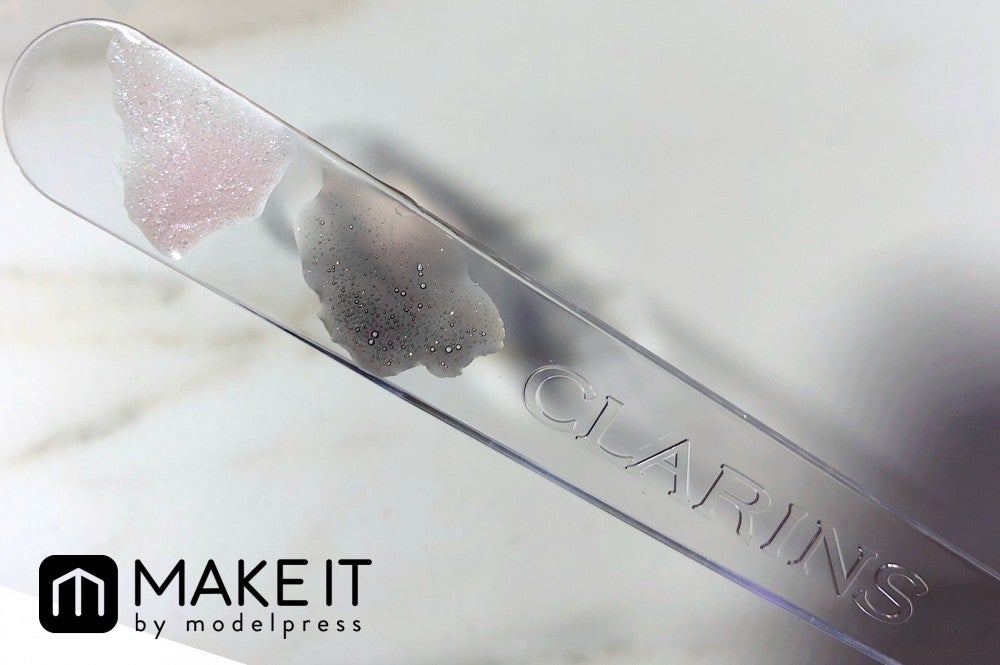 CLARINS／コンフォート リップオイル／限定2色 (C)メイクイット