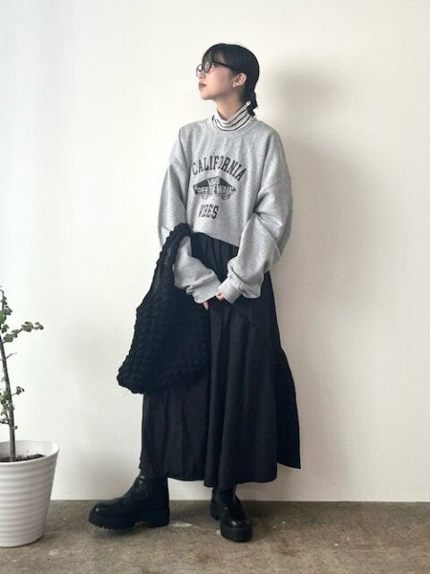 グレー コーデ トレンドカラー グレー コーデ トレンドカラー