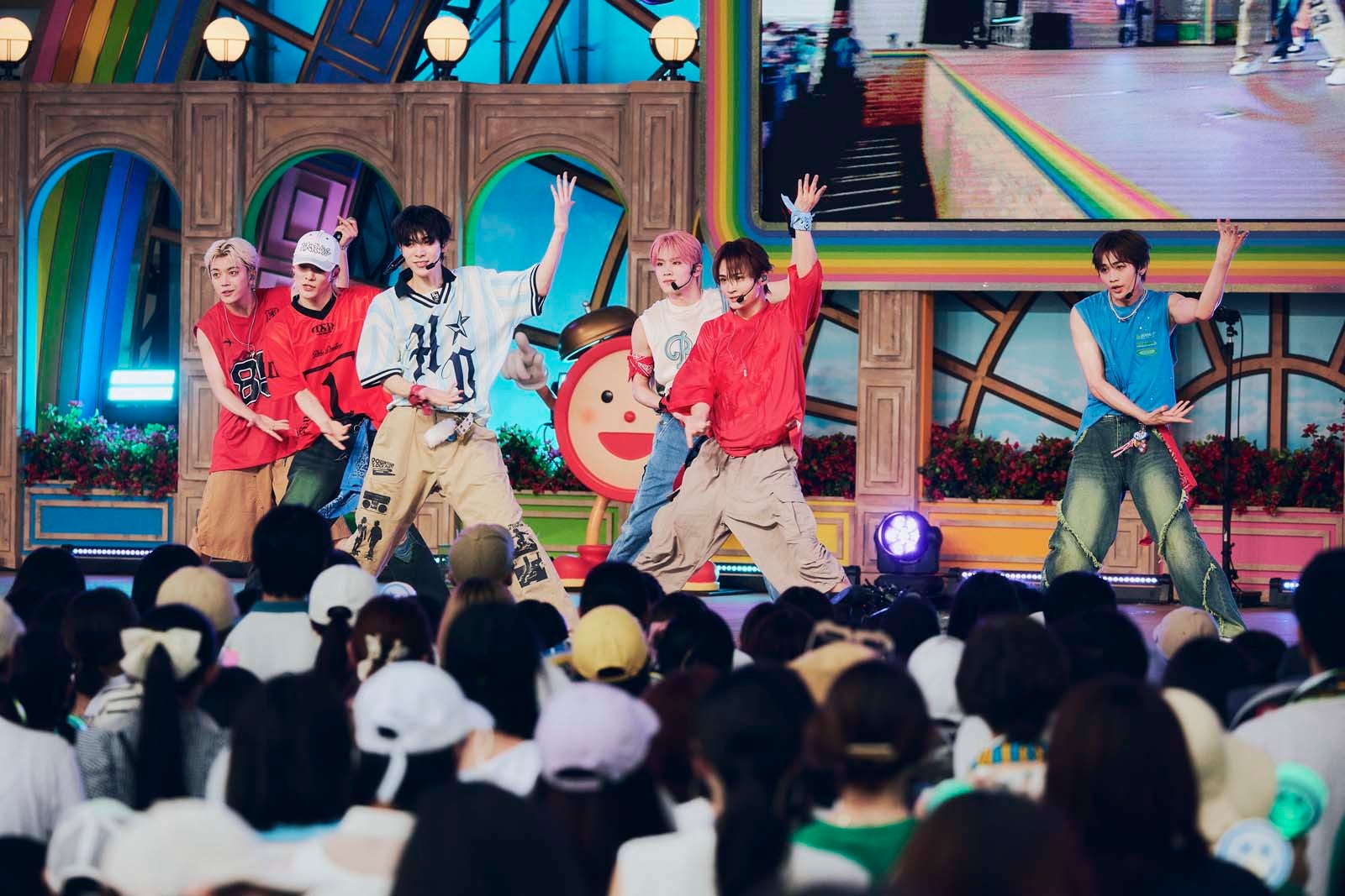 DXTEEN（C）LAPONE Entertainment