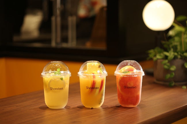 フルーツティー（左から：レモンモヒーティー・フルーツティー・グレープフルーツティー）／画像提供：スシローグローバルホールディングス