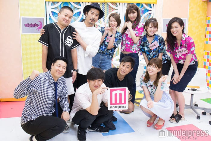 (前列左から)長田庄平、向井慧、尾形貴弘、岩崎名美(後列左から)松尾駿、菅良太郎、田森美咲、あびる李帆、忍野さら、平塚千瑛 (C)モデルプレス