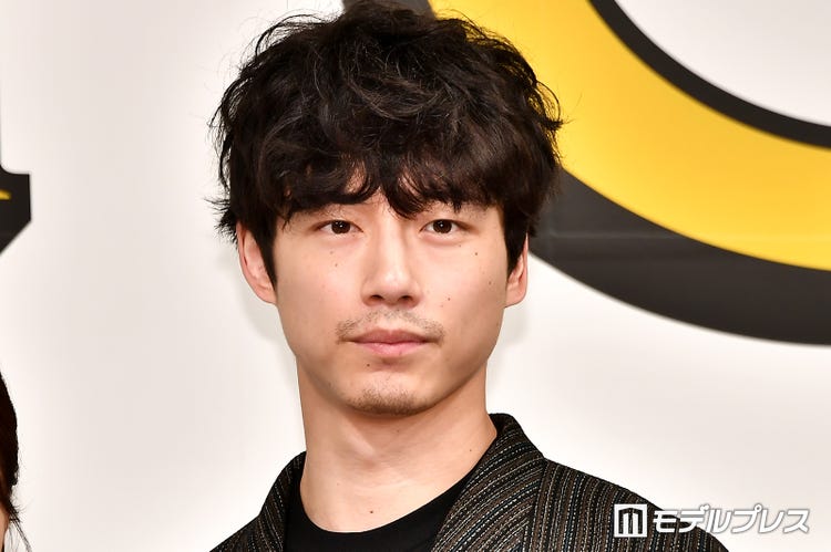 おかえりモネ 菅波先生 坂口健太郎 の電話番号にある 仕掛け が話題に モデルプレス おかえりモネ 菅波先生 坂口健太郎 の電話番号にある 仕掛け が話題に モデルプレス