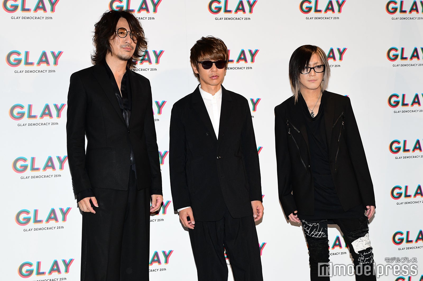 TAKURO、JIRO、HISASHI（C）モデルプレス