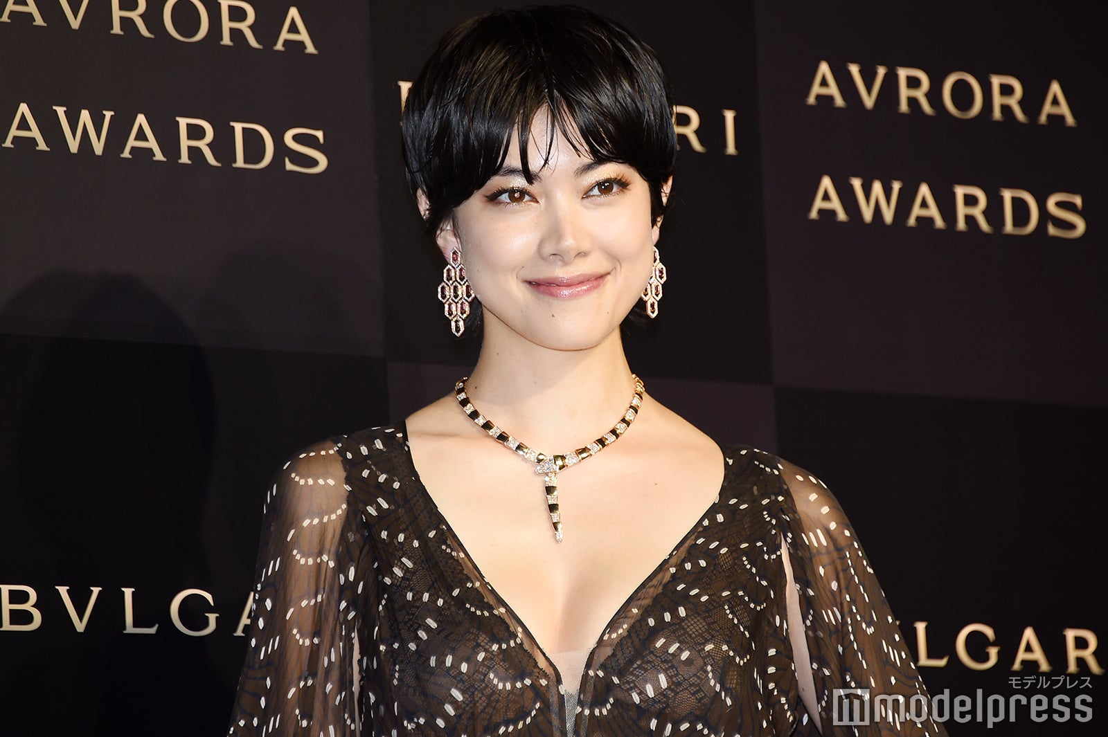 森星 ビキニ姿の お家コーデ に反響 家でもセクシー 異次元スタイル モデルプレス